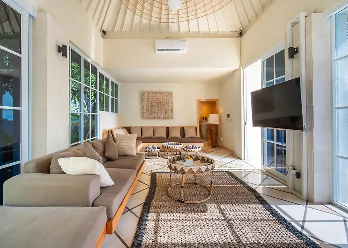 Panchajanya - Villa Seminyak